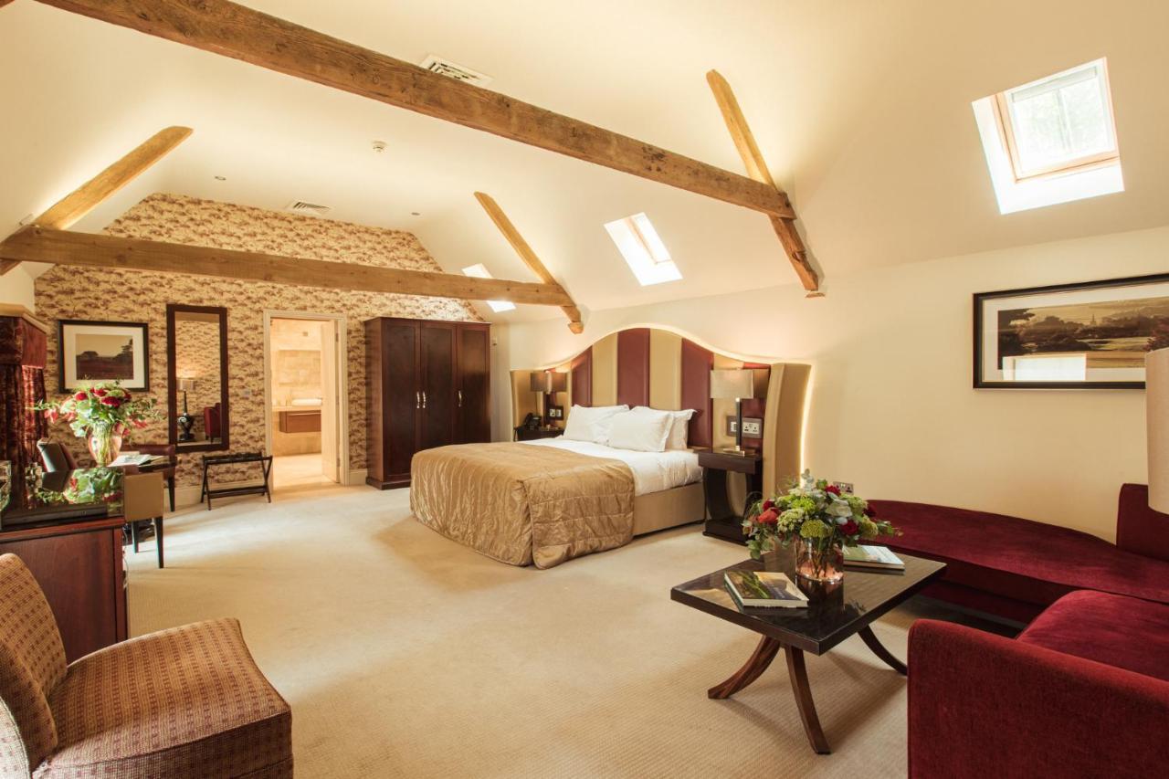 Bed & Breakfast Close House